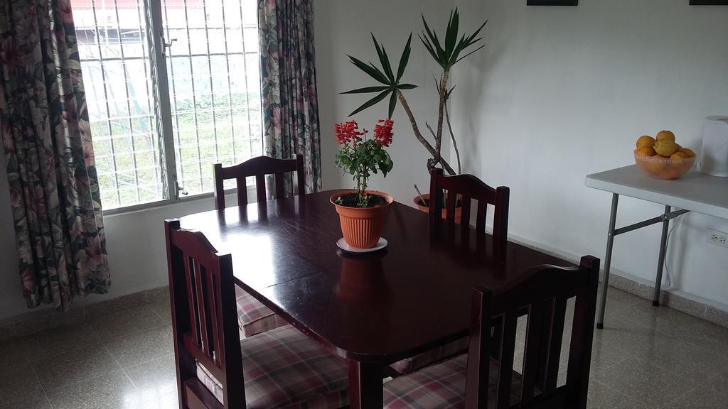 Autana Bed & Breakfast โบเกเต ภายนอก รูปภาพ